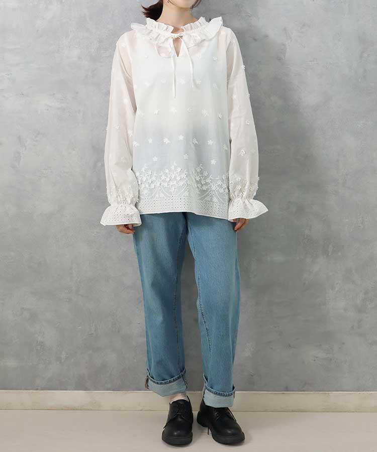 le petaleフリルカラーフラワーブラウス