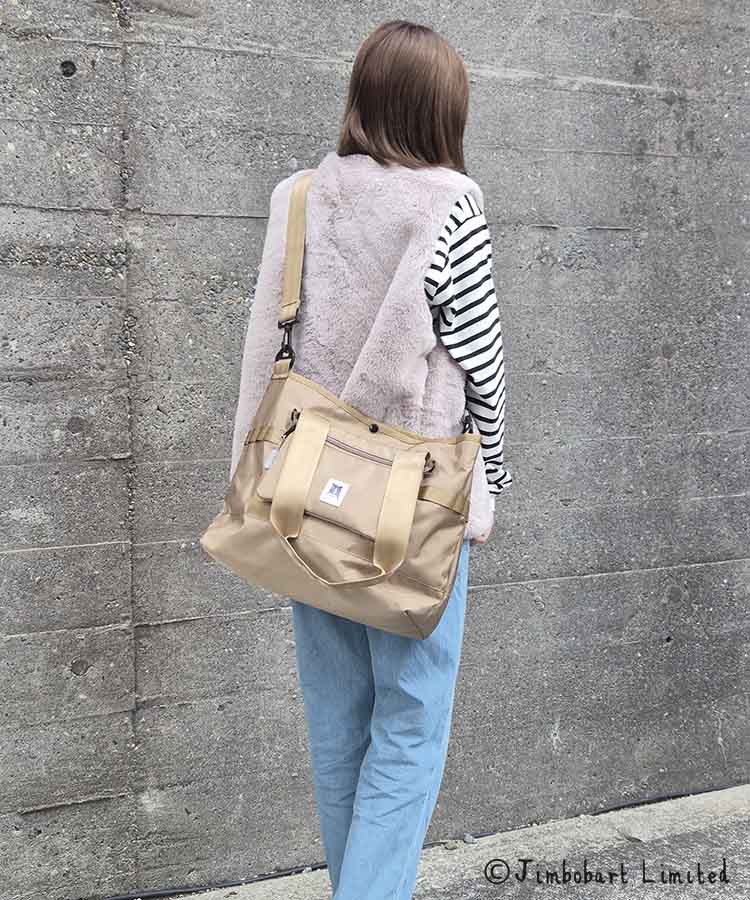 ジムボバートサコッシュトート