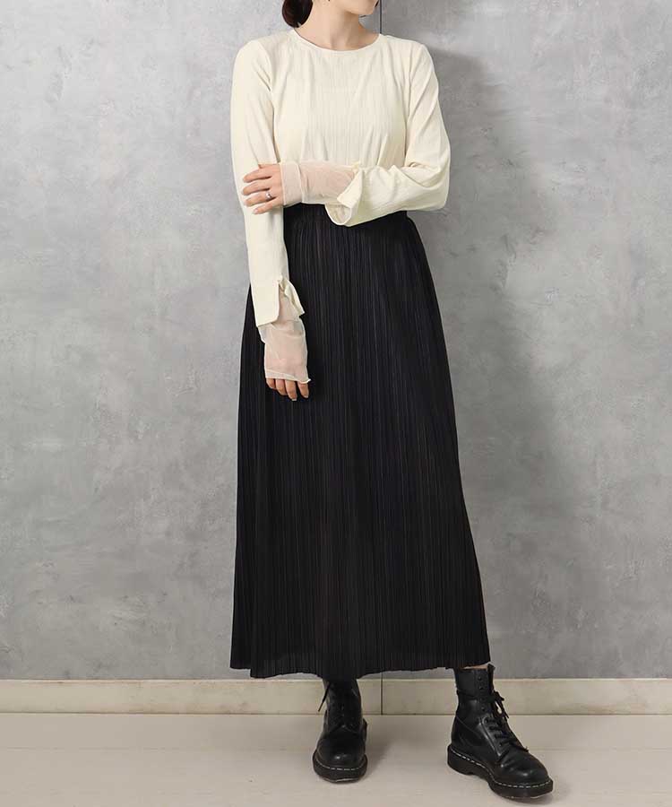 ≪SALE≫【WEB限定】袖スリットチュールカットトップス