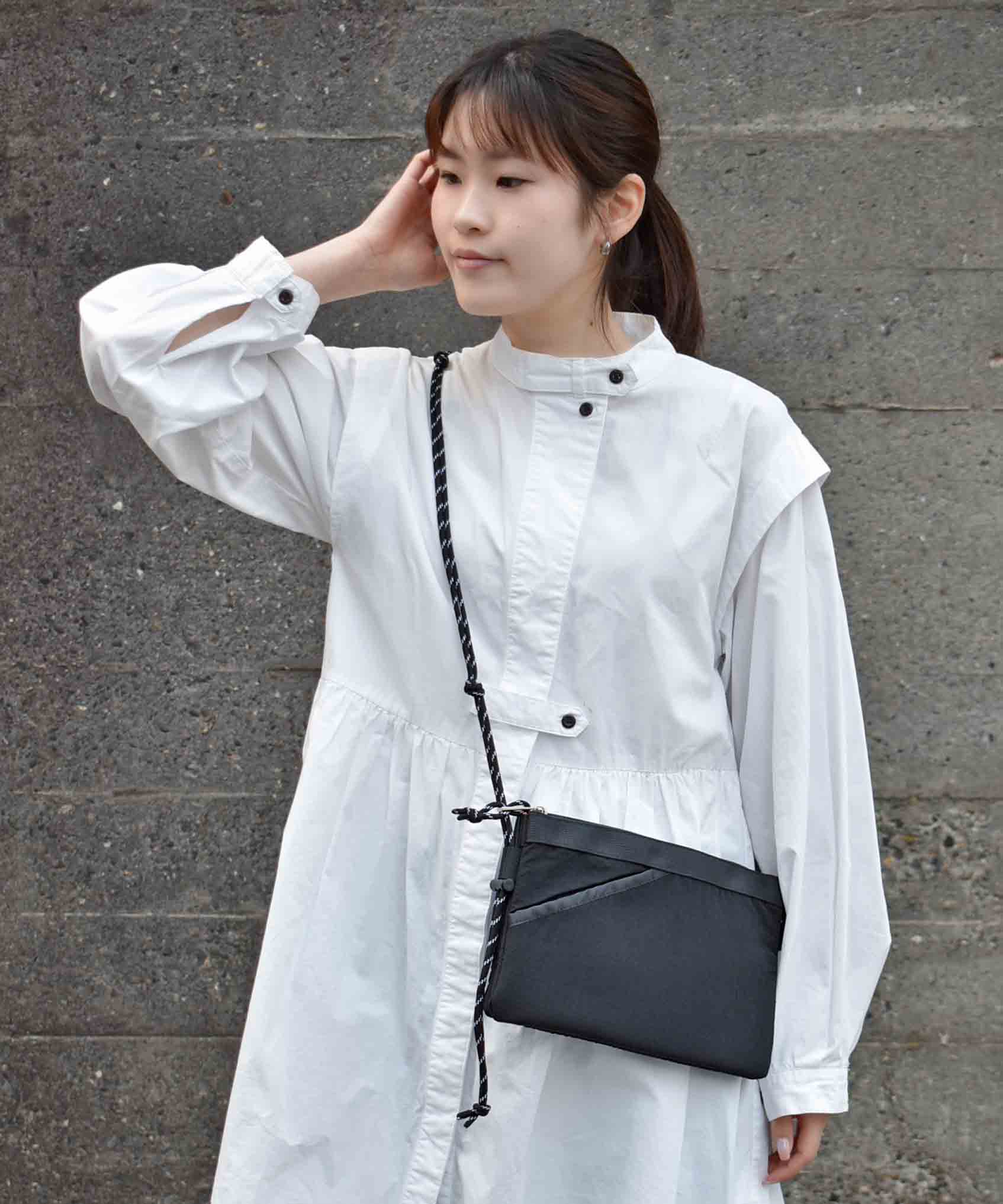 ライトパデックスサコッシュ