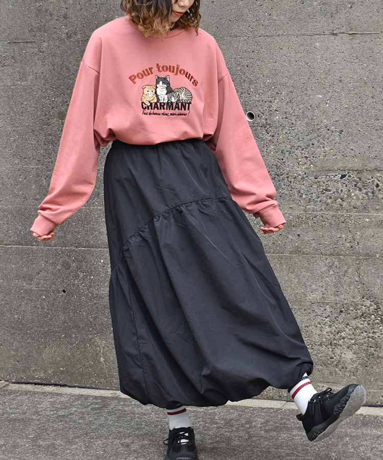 イヌネコ刺繍スウェット