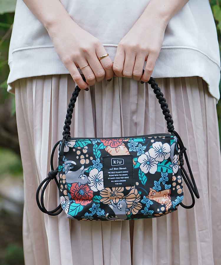 KiUパラコードサコッシュポーチ