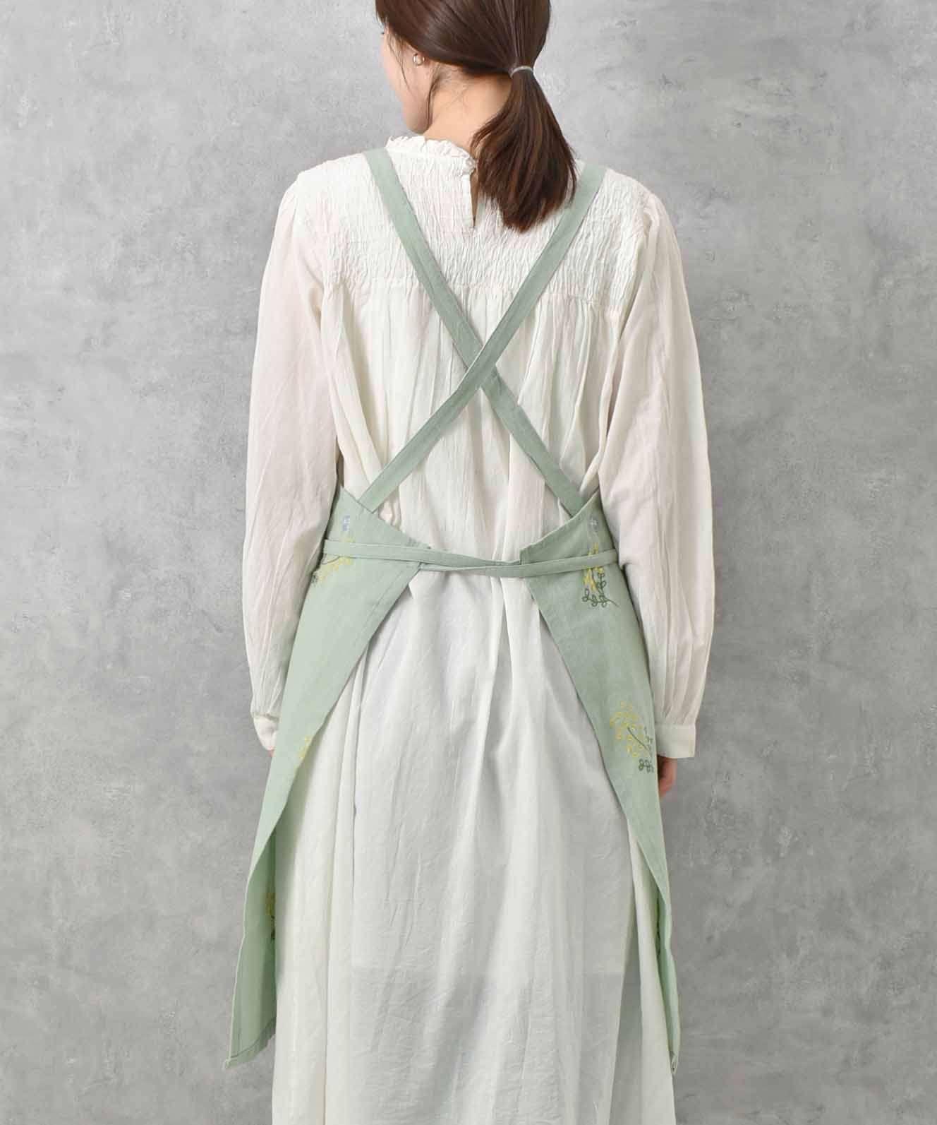 ミモザ刺繍エプロン