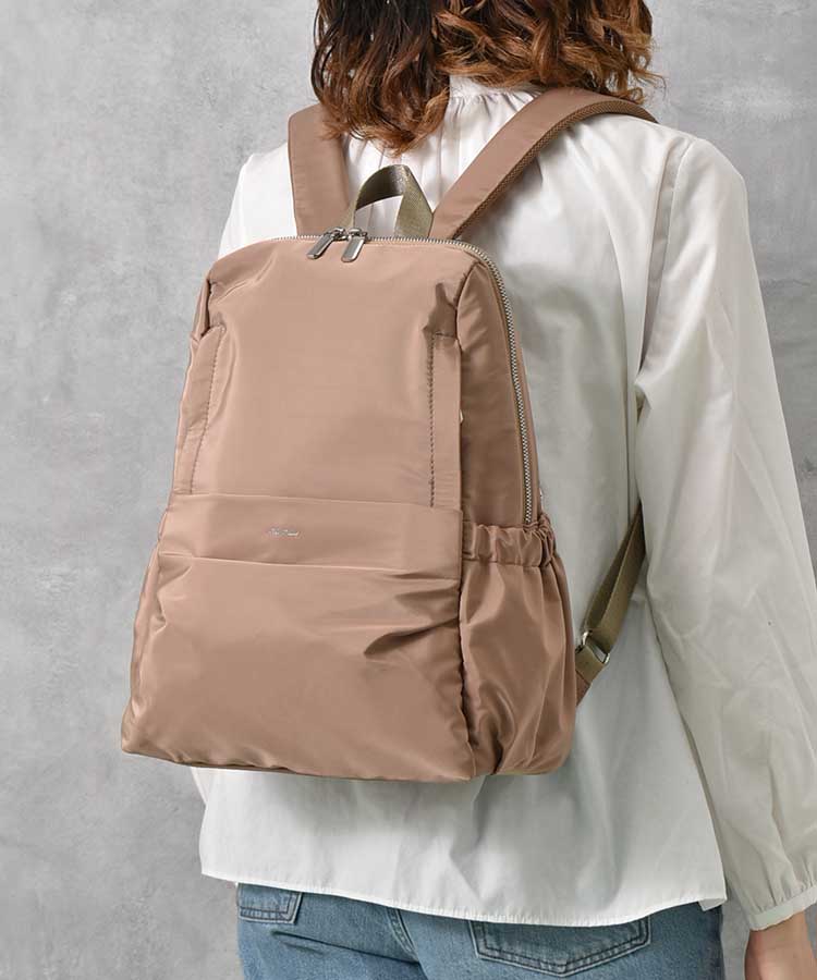 M&Tスクエアリュック