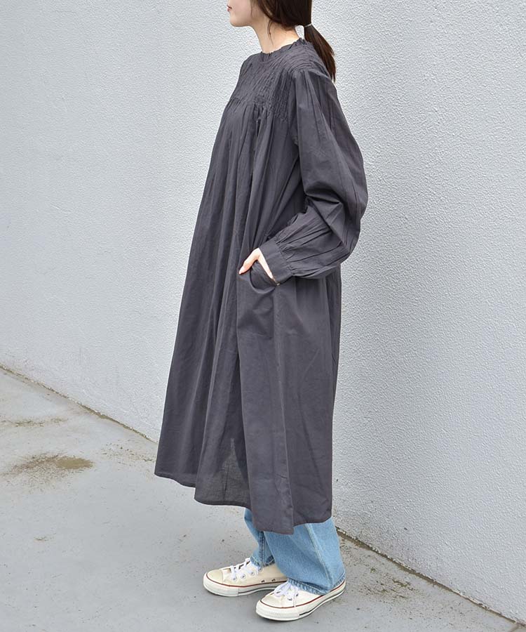 ロングスリーブシャーリングワンピース