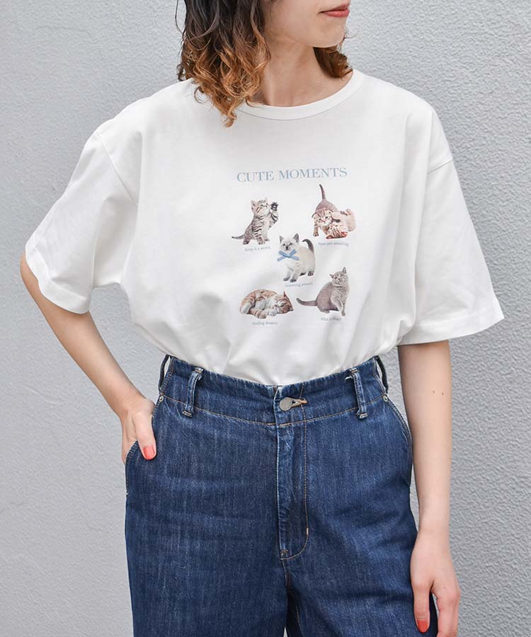 CATS CUTE MOMENTS Ｔシャツ