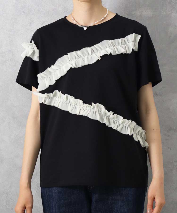 le petaleホイップフリルＴシャツ