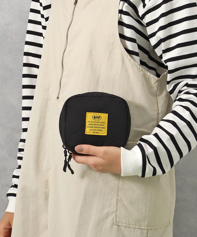 KiUパデッドスクエアポーチ