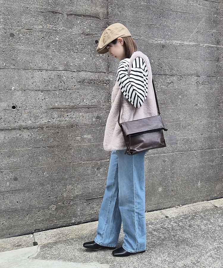 ユニプレーン口折れショルダーバッグ