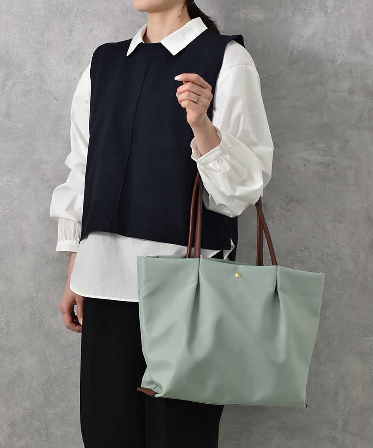 肩楽撥水ナイロンPC収納トート