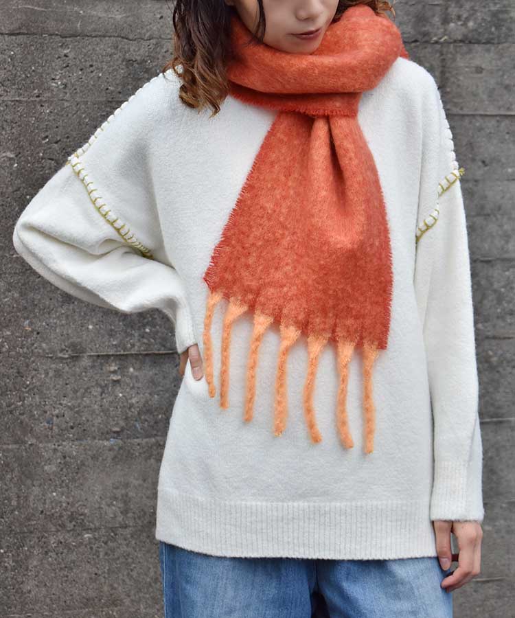 ミックスブークレマフラー