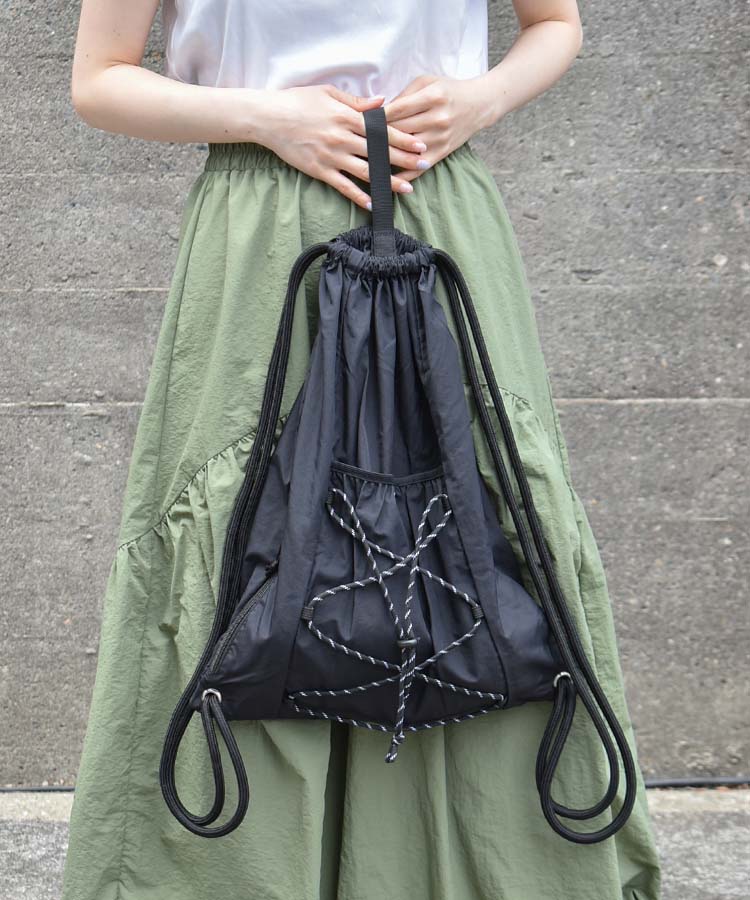 ドローコードレースアップナップサック