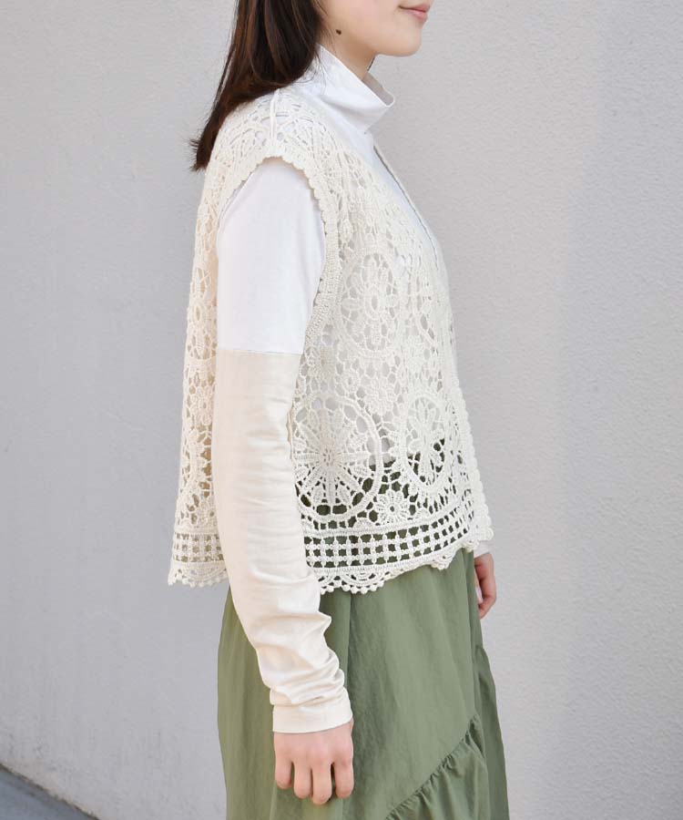 レースベストプルオーバー