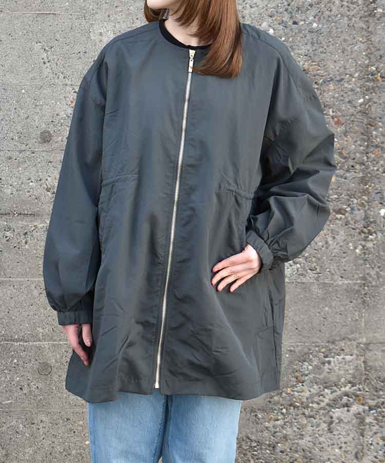 撥水加工ミドル丈コート