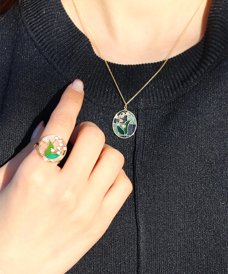 フラワーステンドグラスネックレス