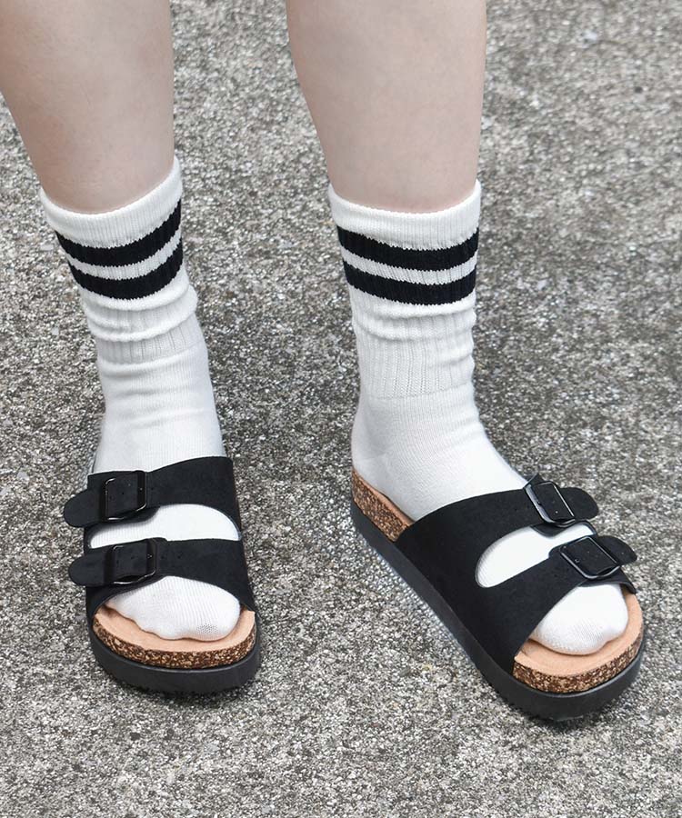 2ベルト厚底サンダル