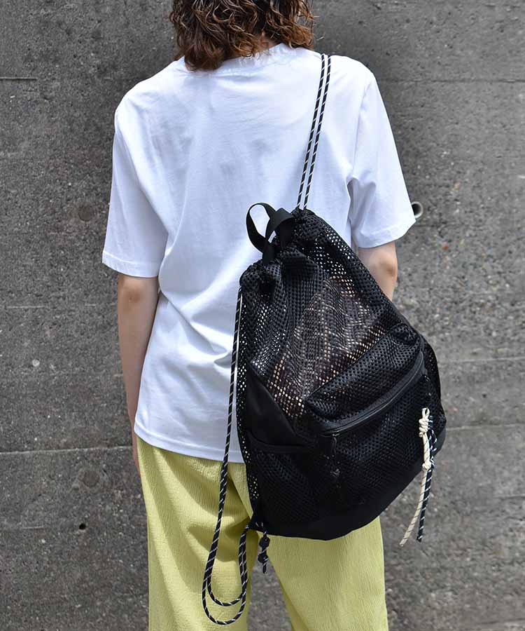 メッシュリュック