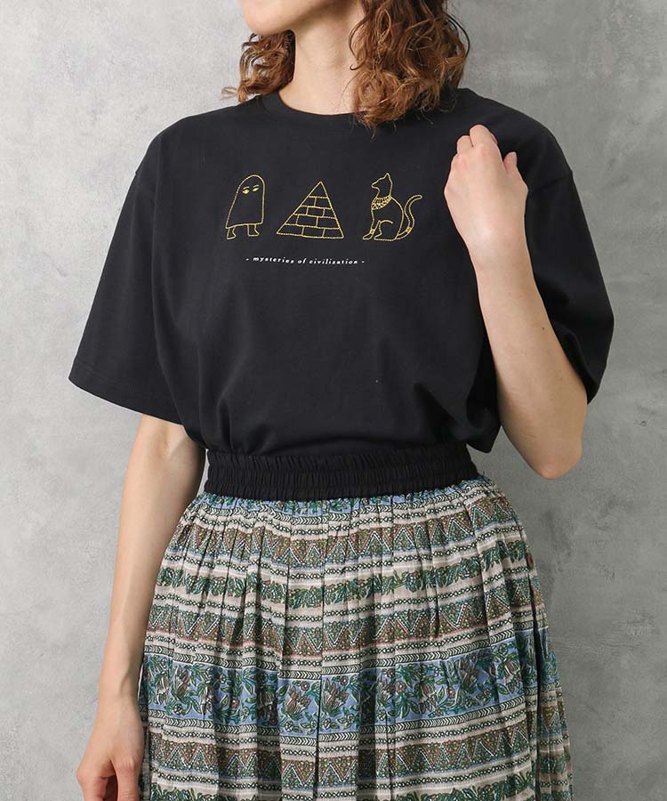 古代刺繍Tシャツ