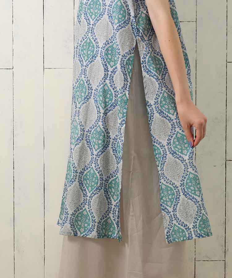 ≪SALE≫袖なしオリエンタル柄ワンピース