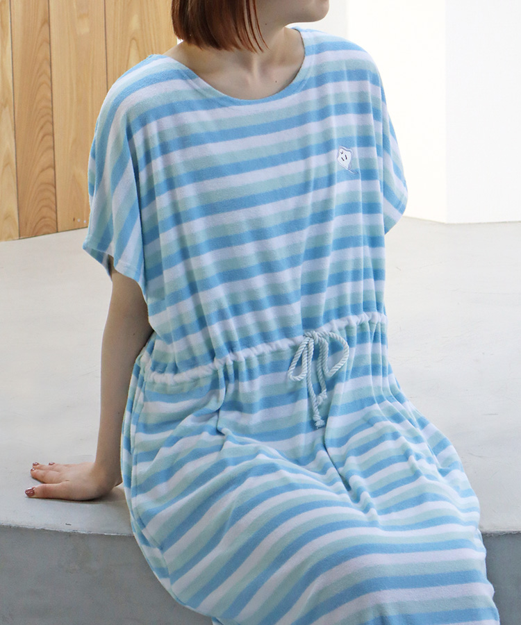 パイルボーダー刺繍ワンピ
