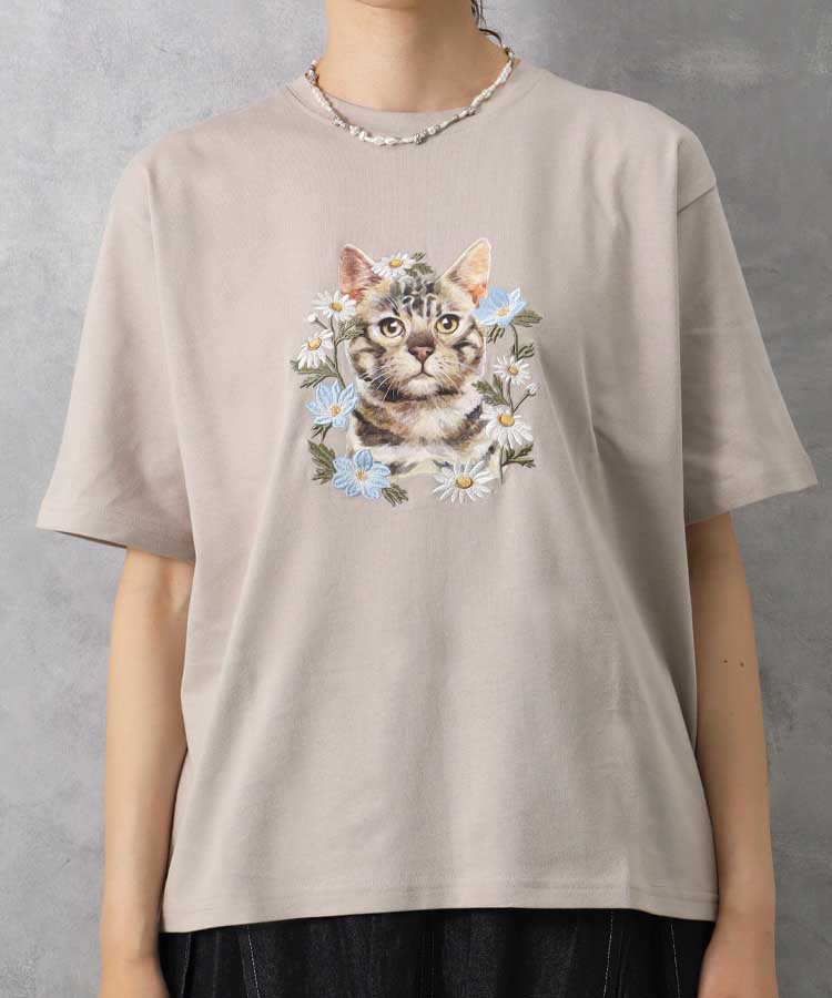 le petaleトラネコフラワー刺繍Tシャツ