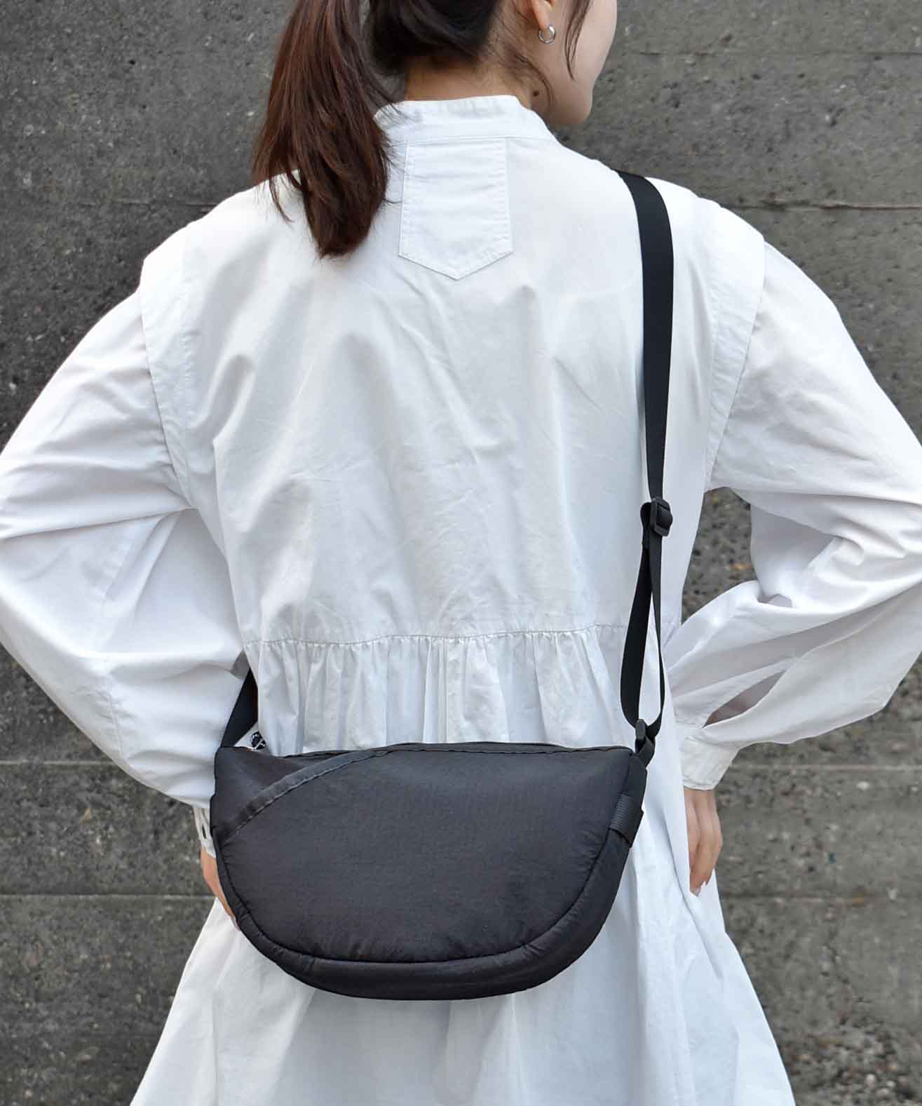 ライトパデックスハーフサークルショルダー