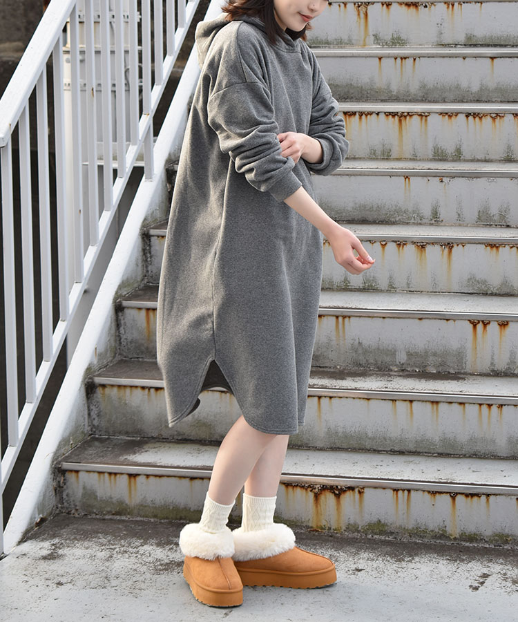 ≪SALE≫裏起毛フーディーワンピース