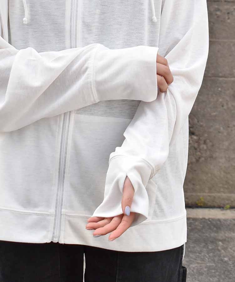 ジップパーカー