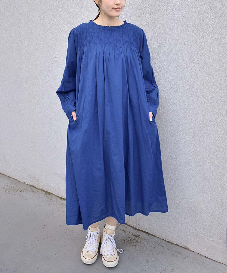 ロングスリーブシャーリングワンピース