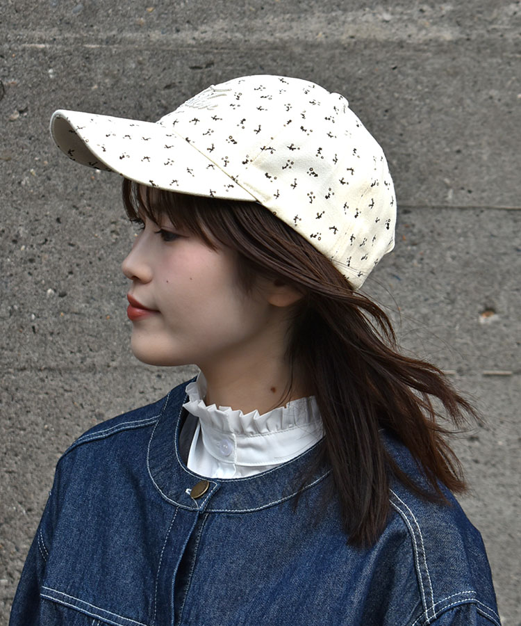 フラワー刺繍キャップ