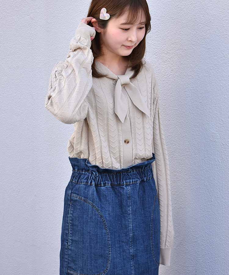 透かし編みニットタイ付きカーディガン