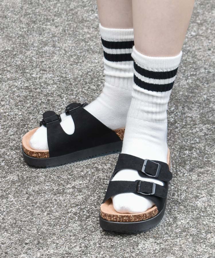 2ベルト厚底サンダル