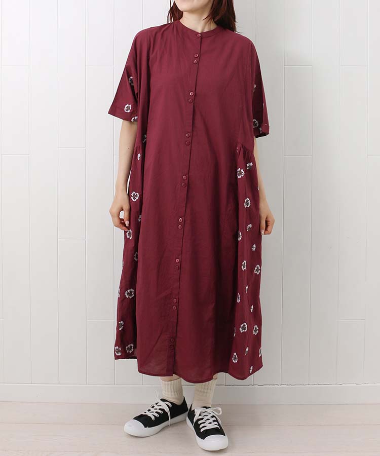 切り替え刺繍ワンピース
