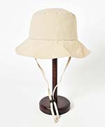 ライトベージュ