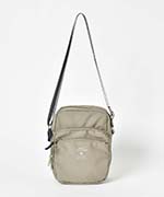 グレイベージュ