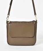 ダークブラウン