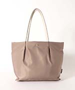 ライトブラウン