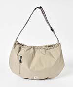 ライトベージュ