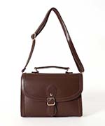 ダークブラウン