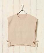 ライトベージュ