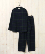 ネイビー