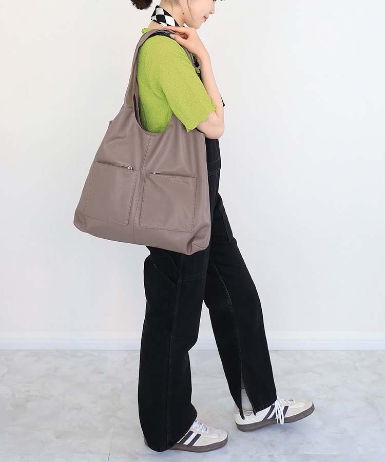 アウトポケットトート