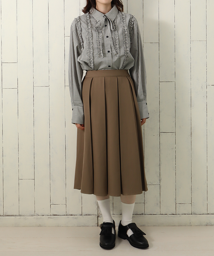 le petaleフリルラインチェックブラウス