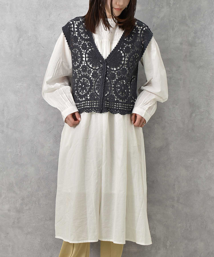 レースベストプルオーバー