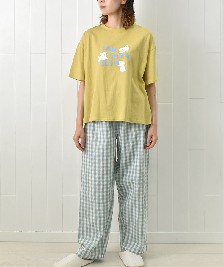Tシャツ×サッカーパンツ上下セット