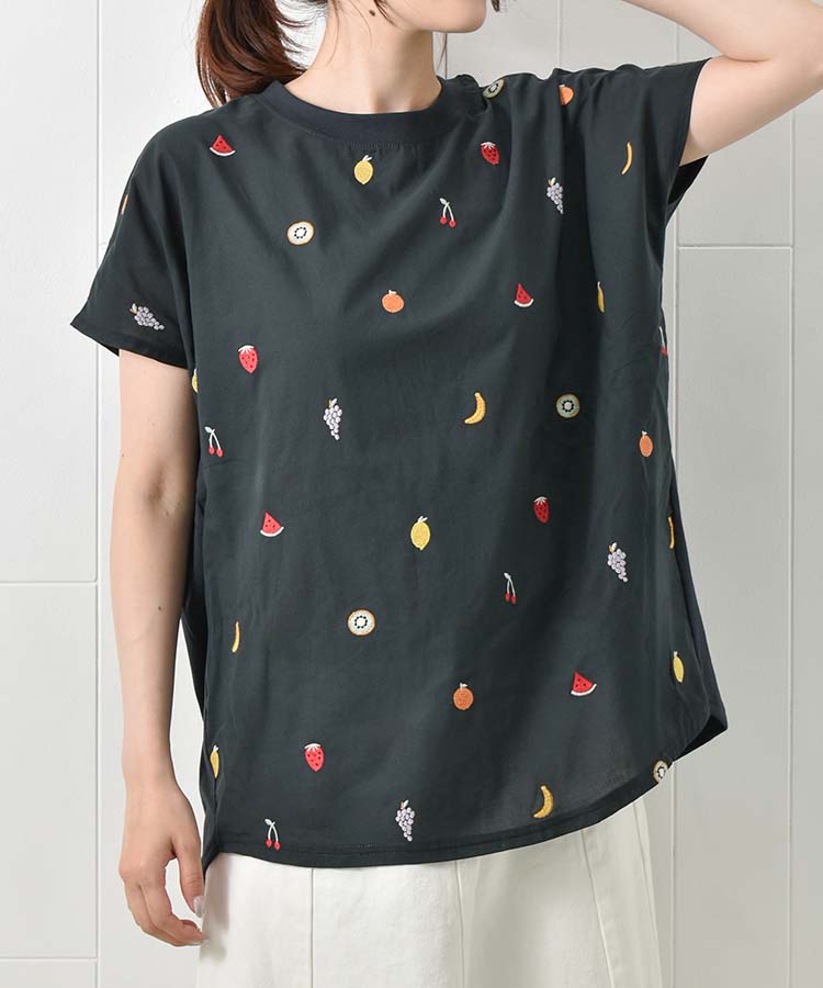 フルーツ総刺繍Tシャツ