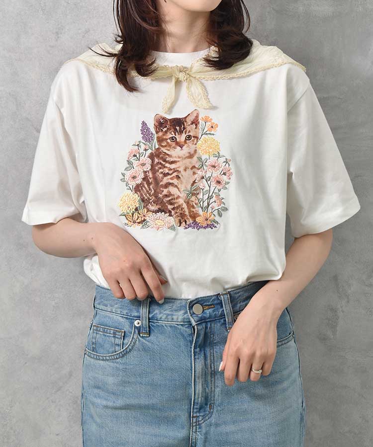 le petaleフラワー刺繍catTシャツ
