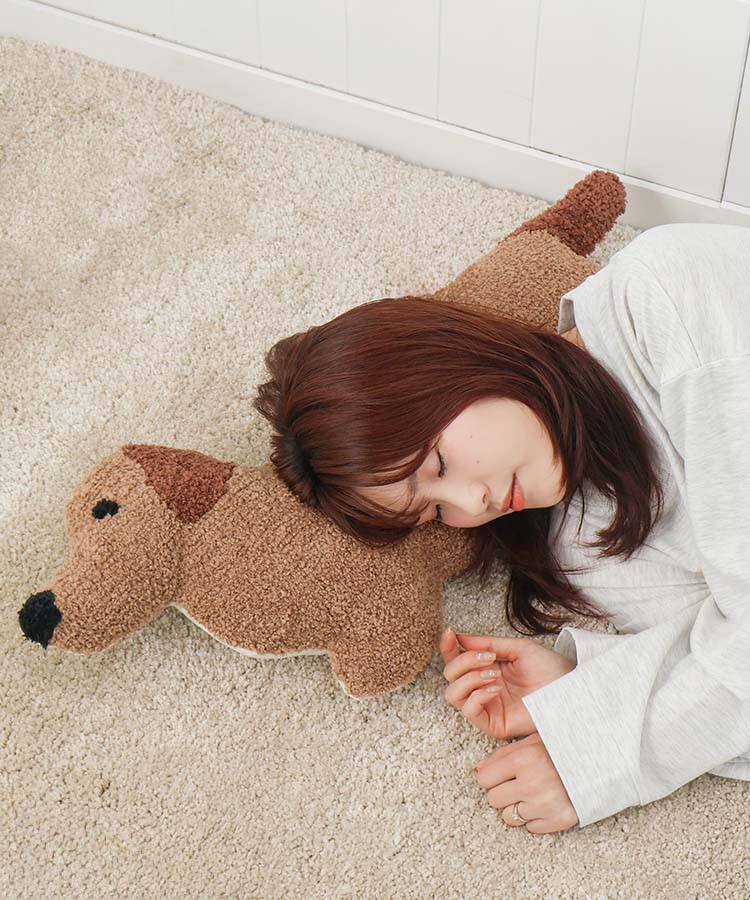 【WEB予約 10/14～順次発送】いぬもこもこロングクッション