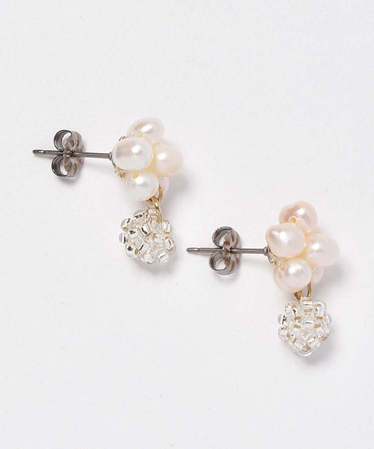≪SALE≫淡水パールお花ピアス