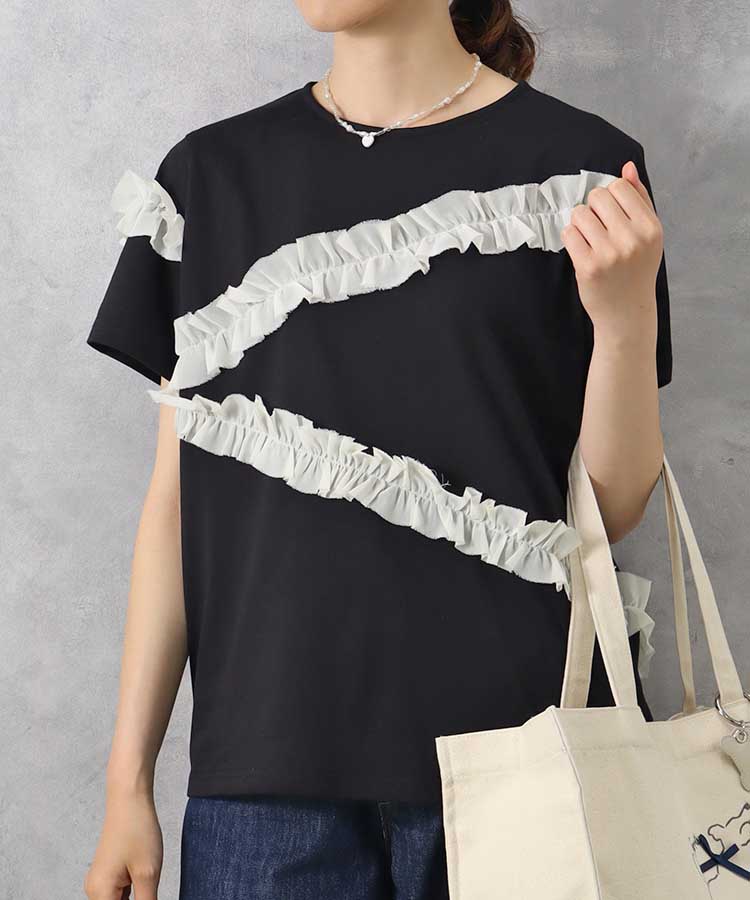 le petaleホイップフリルＴシャツ